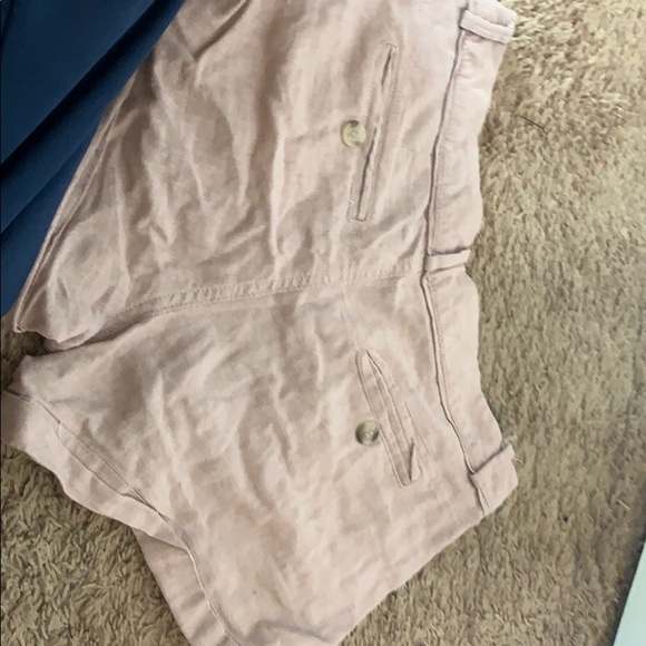 Pink mini shorts - Picture 3 of 3